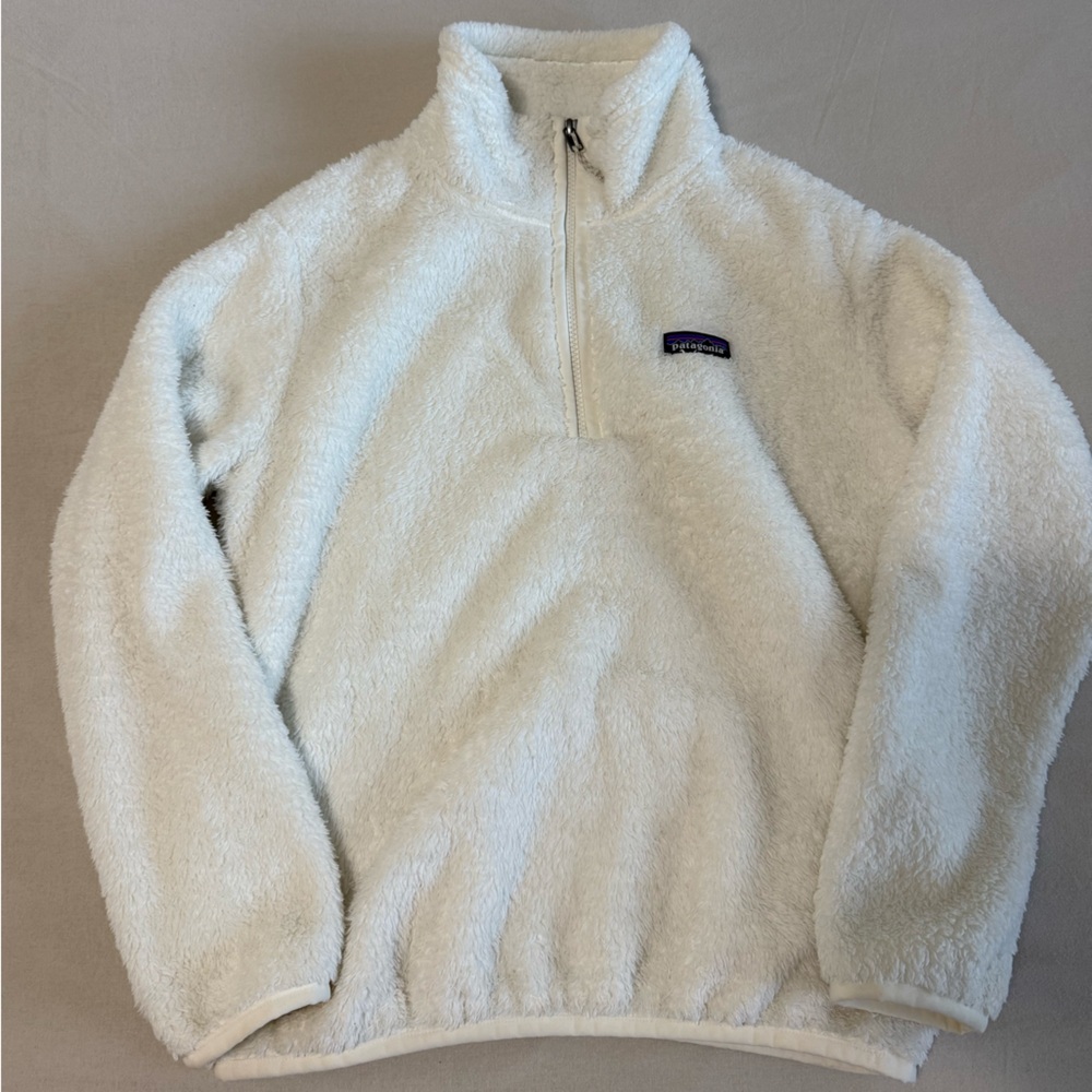 Patagonia Women's White Zip Up Fleece Sweater